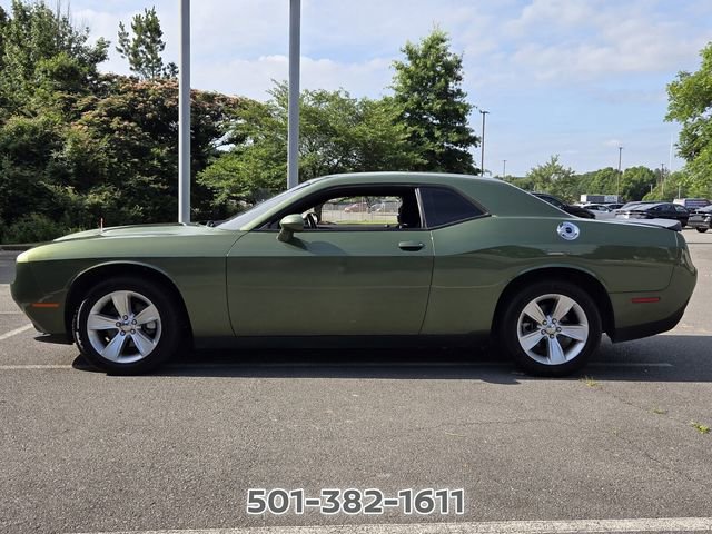 Used 2023 Dodge Challenger SXT RWD image 2