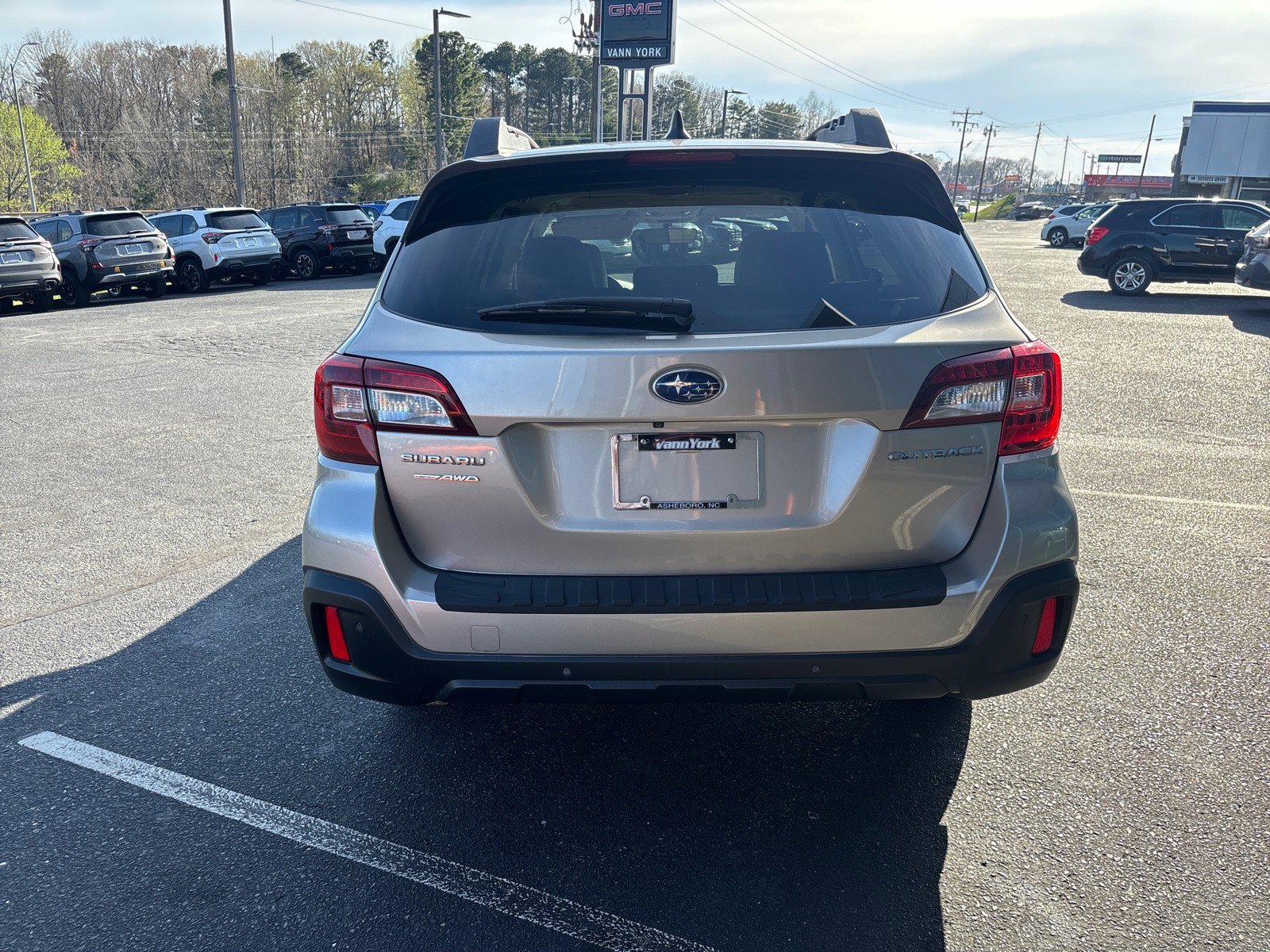 Used 2019 Subaru Outback 2.5i Limited w/ Popular Package #2 image 48