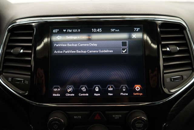 Used 2020 Jeep Grand Cherokee Altitude image 37