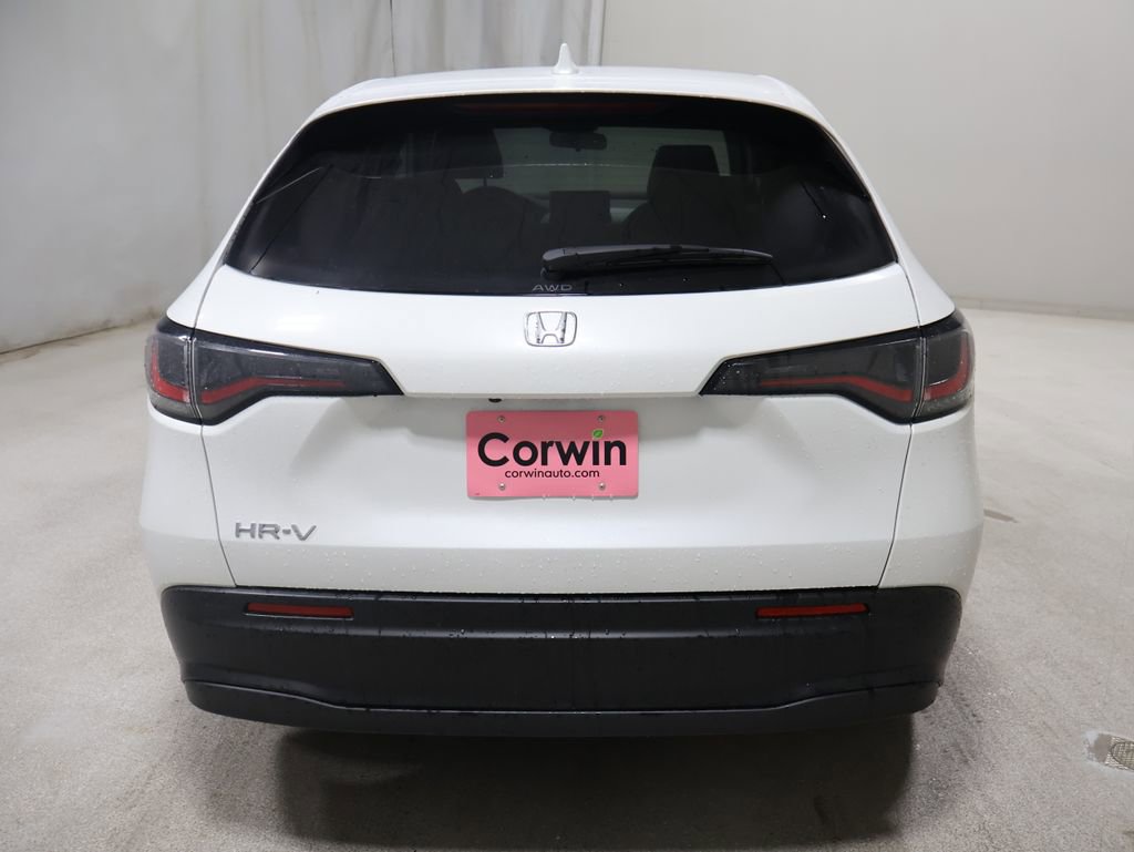 Used 2026 Honda HR-V LX image 5