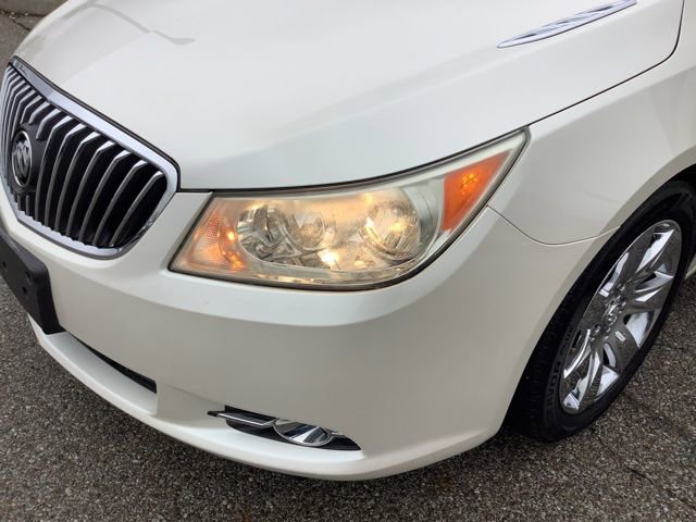 Used 2013 Buick LaCrosse Premium w/ Entertainment Package FWD image 28