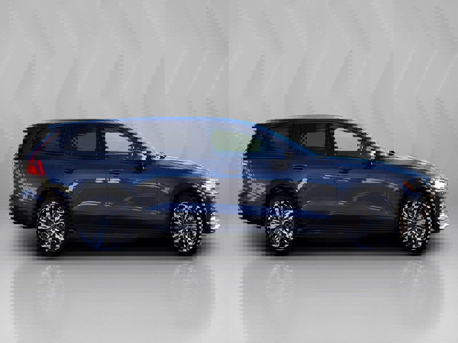 Certified 2025 Volvo V60 B5 Cross Country Plus image 7