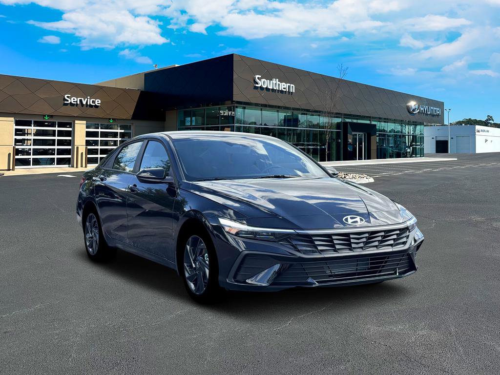 New 2026 Hyundai Elantra Sport image 12