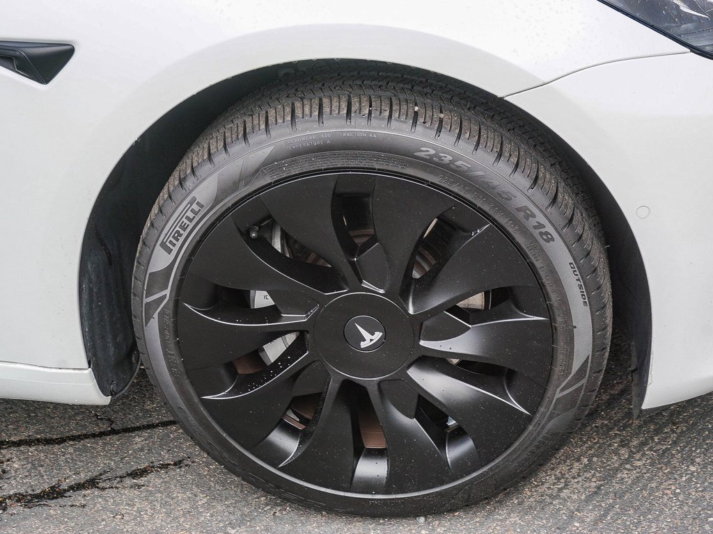 Used 2021 Tesla Model 3 Standard Range Plus image 9