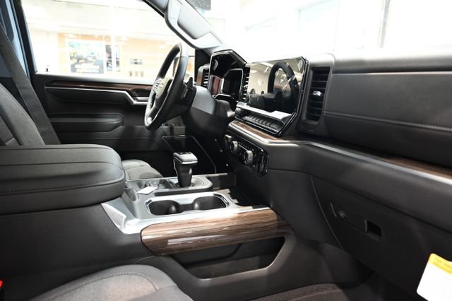 New 2026 Chevrolet Silverado 1500 LT AWD/4WD image 16