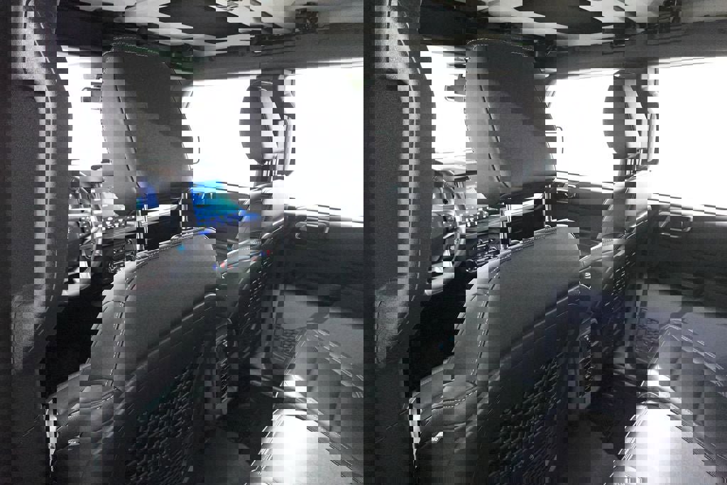 Certified 2025 Ford Bronco Badlands image 25