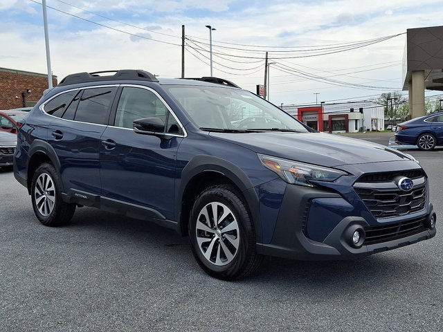 Used 2025 Subaru Outback Premium w/ Popular Package #1A AWD/4WD image 3