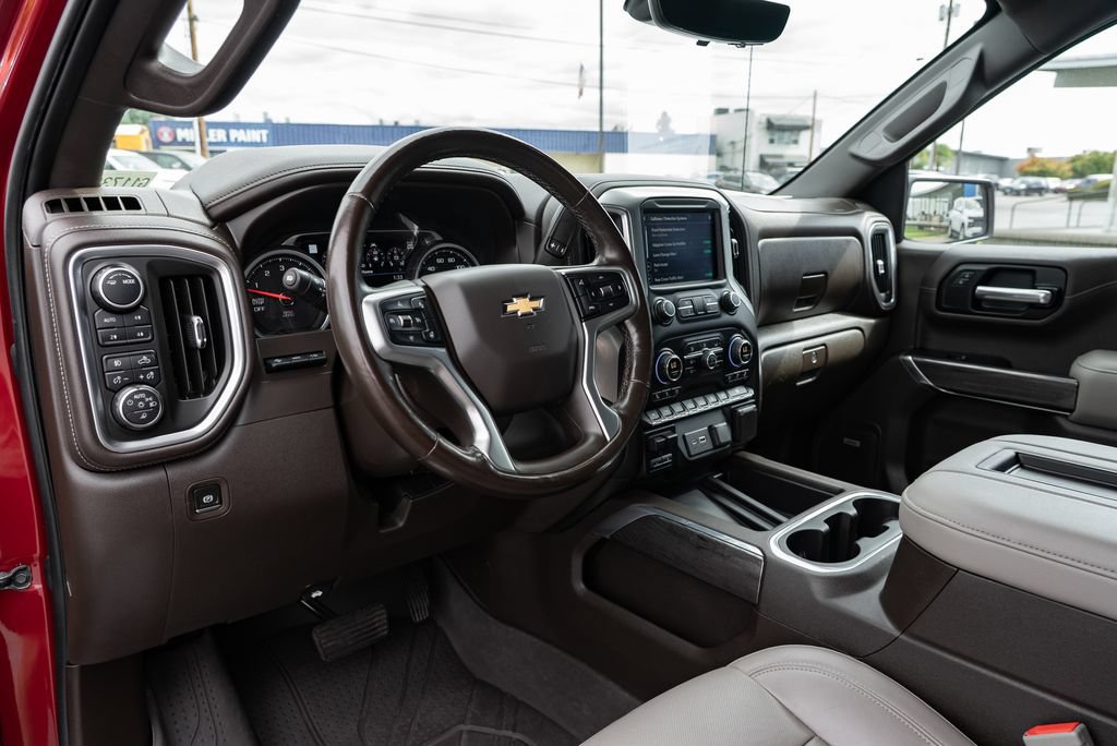 Used 2020 Chevrolet Silverado 1500 LTZ w/ LTZ Plus Package AWD/4WD image 27