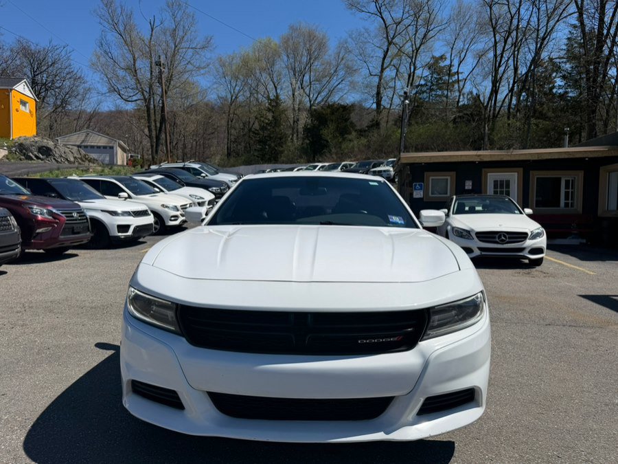 Used 2019 Dodge Charger SXT w/ Leather Interior Group image 4