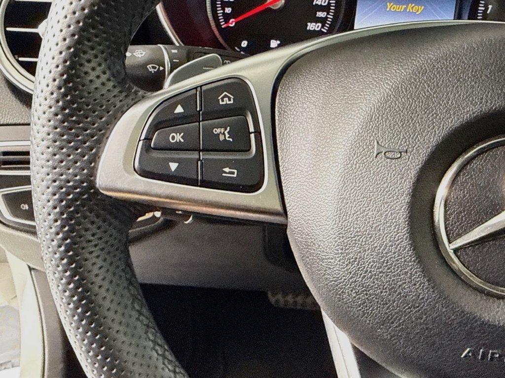Used 2019 Mercedes-Benz GLC 300 image 11