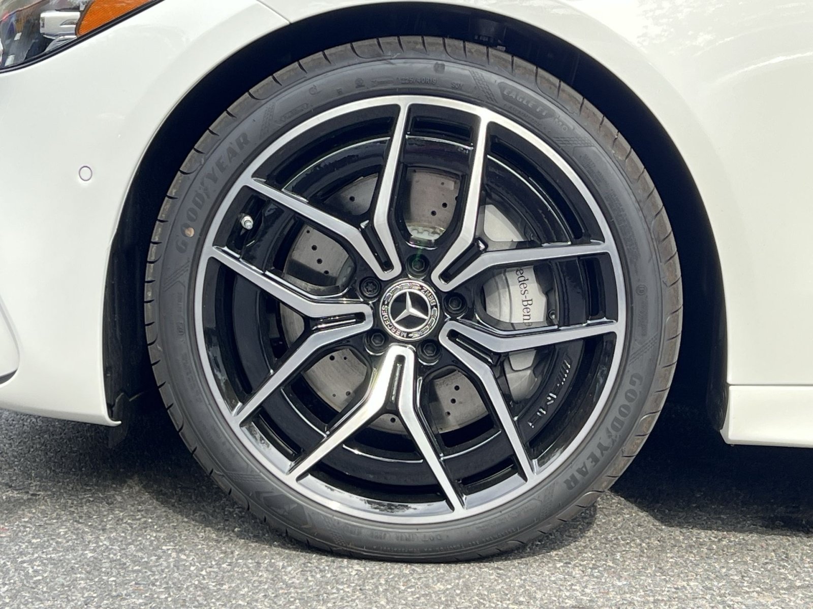 New 2027 Mercedes-Benz C 300 4MATIC Sedan image 17
