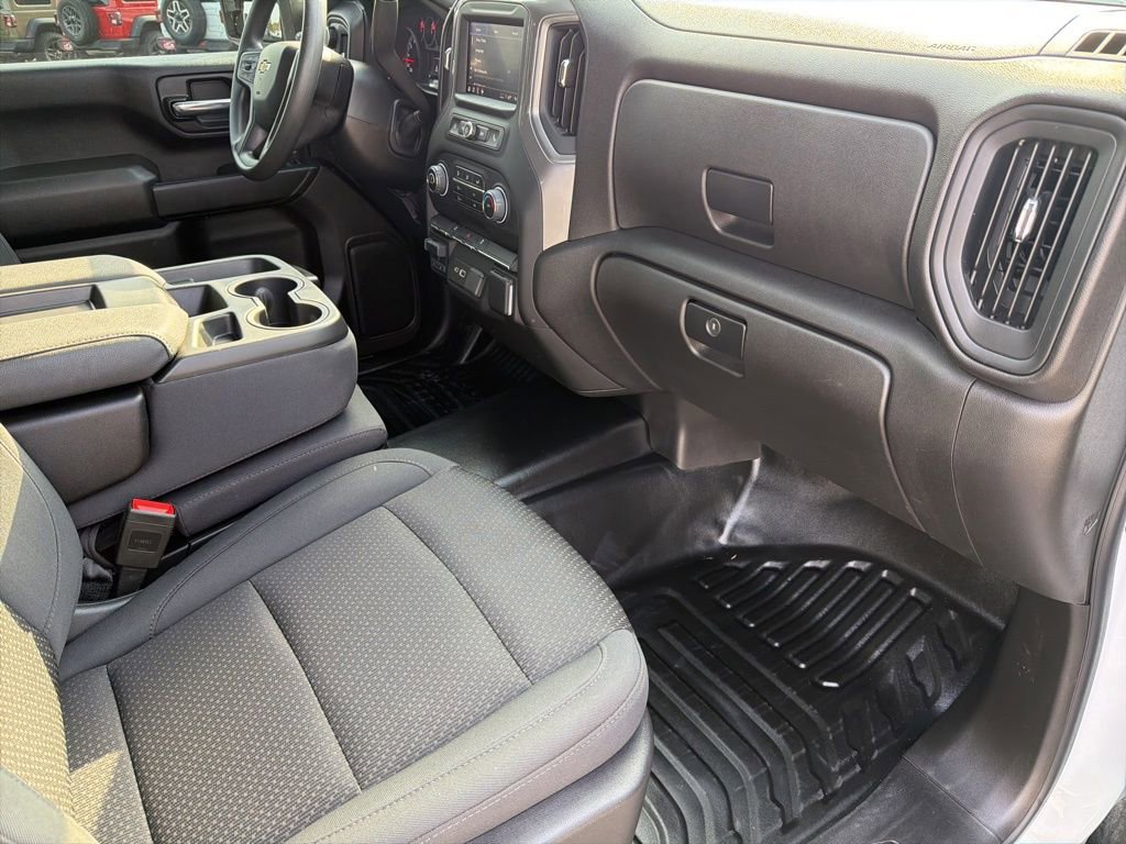 Used 2024 Chevrolet Silverado 2500 W/T w/ WT Convenience Package image 32