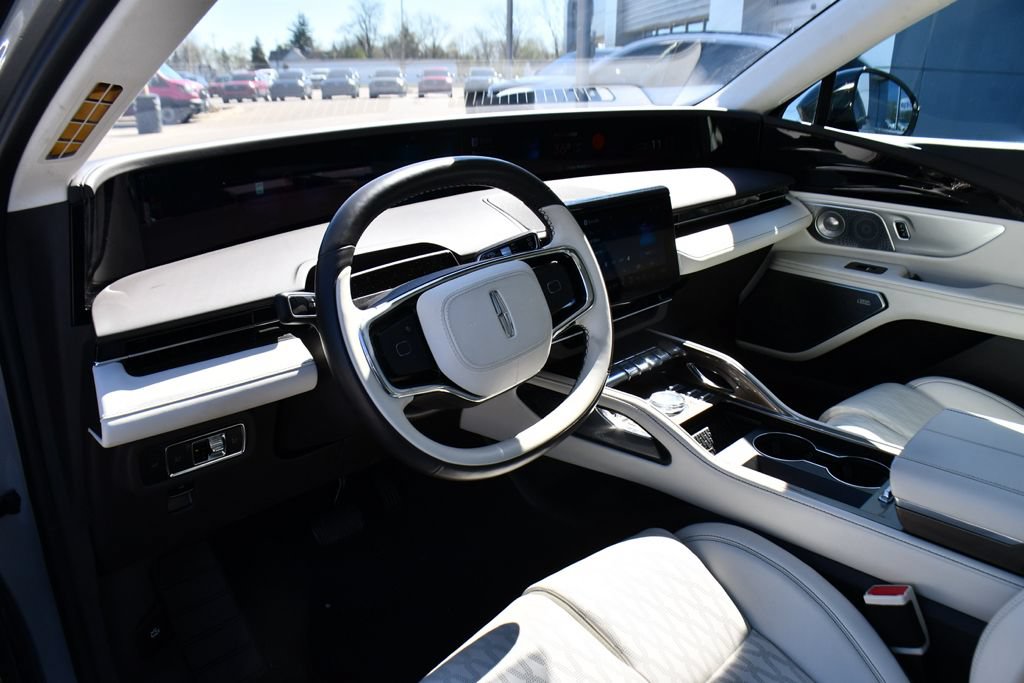 Used 2024 Lincoln Nautilus Black Label AWD/4WD image 10