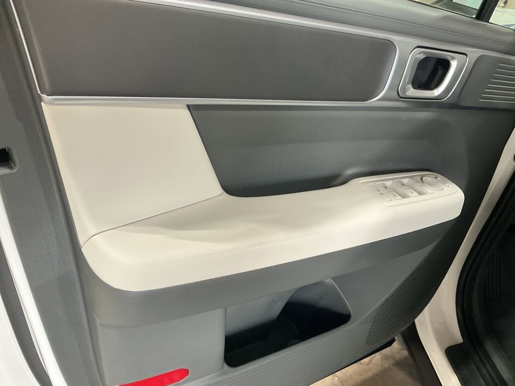 New 2026 Hyundai Santa Fe SE image 12