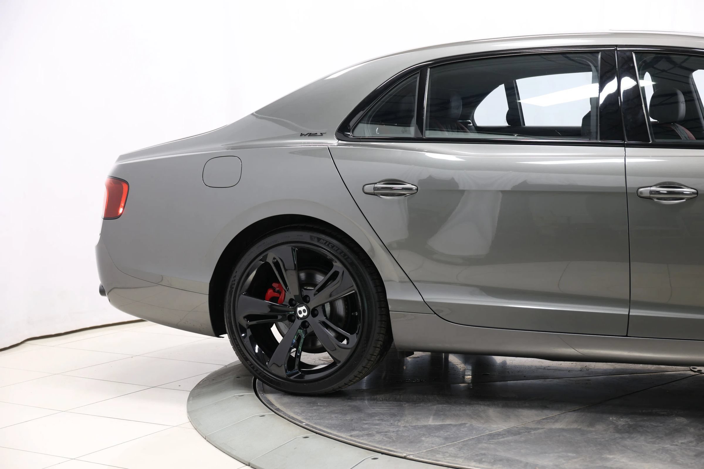 Used 2017 Bentley Flying Spur S W12 AWD/4WD image 67