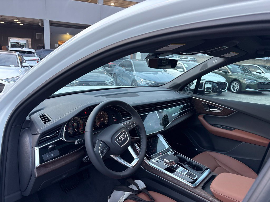 New 2026 Audi Q7 2.0T Premium AWD/4WD image 12