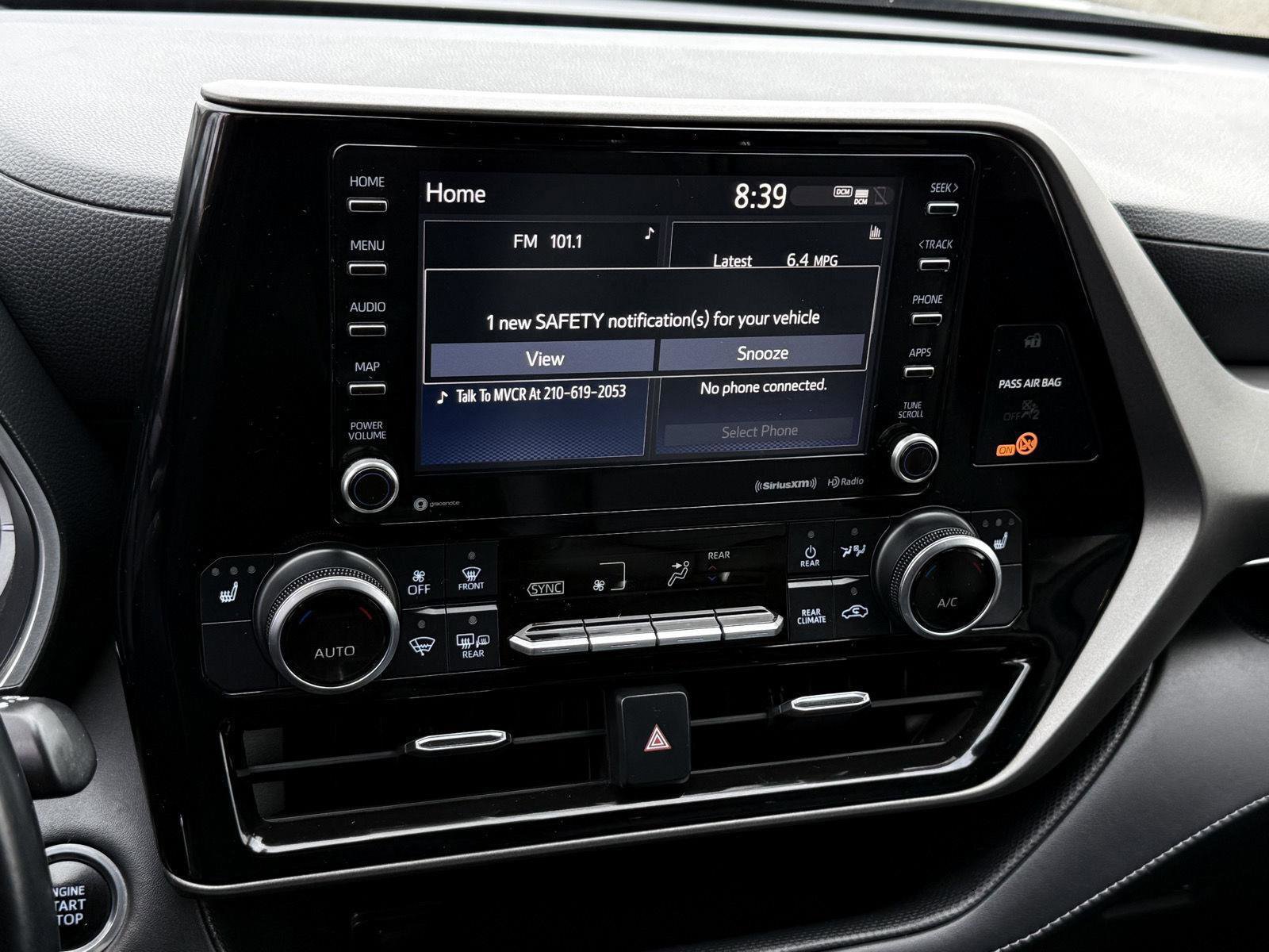 Certified 2020 Toyota Highlander XLE image 22