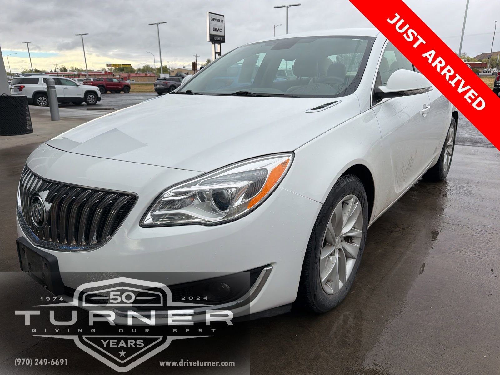 Used 2016 Buick Regal AWD image 4