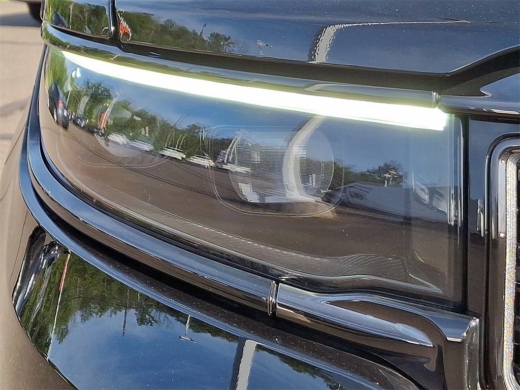 Used 2024 Jeep Grand Wagoneer Series III w/ Quick Order Packagew 28T image 9