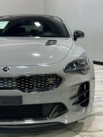 Used 2019 Kia Stinger GT1 image 4
