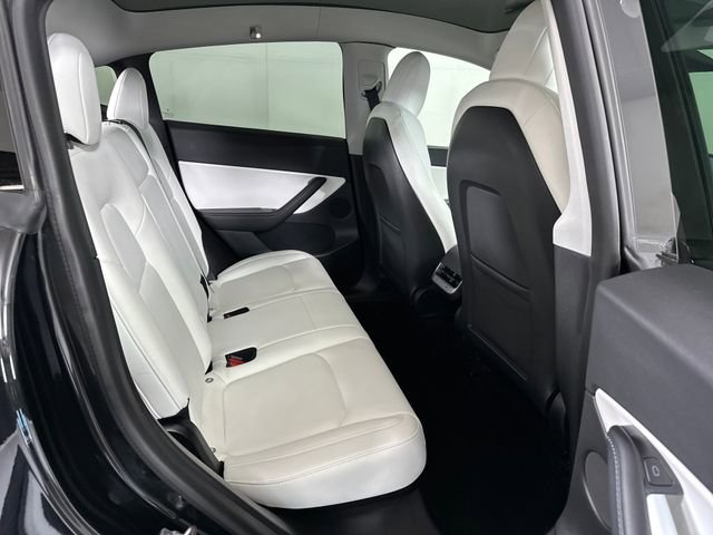 Used 2021 Tesla Model Y Long Range image 26