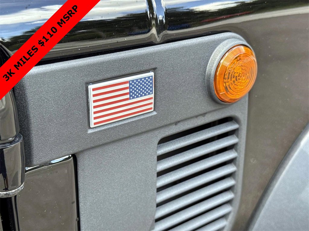 Used 2024 INEOS Grenadier Fieldmaster Edition image 10