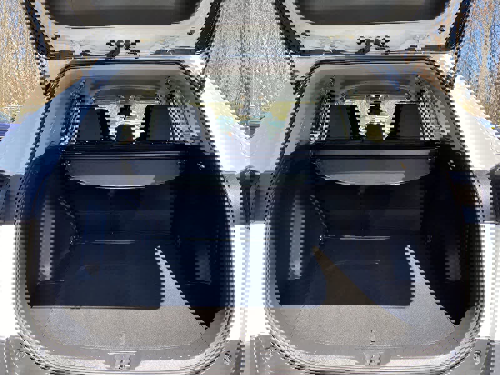 Used 2025 Toyota RAV4 XLE image 13