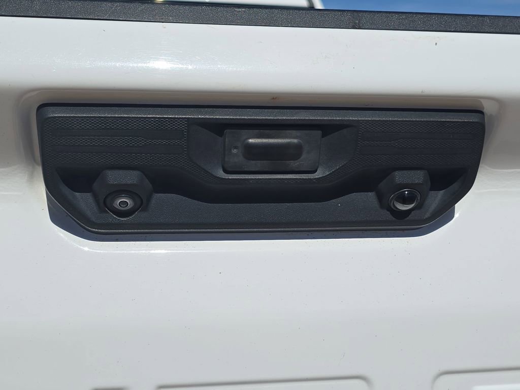 Used 2024 Chevrolet Silverado 2500 LT w/ Convenience Package image 12