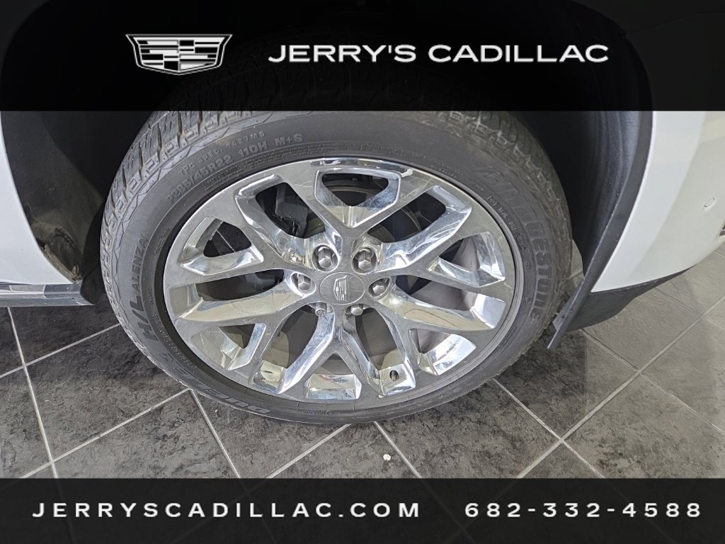 Used 2019 Cadillac Escalade Premium Luxury RWD image 4