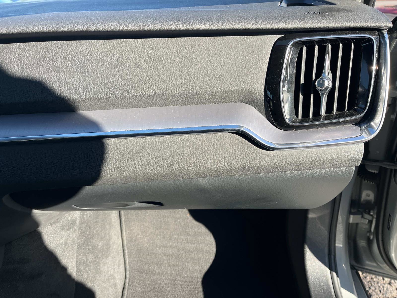 Used 2024 Volvo S60 B5 Core image 22