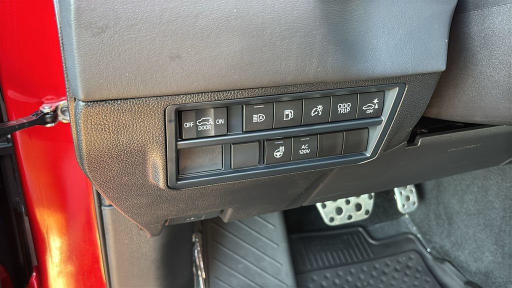 Used 2025 Toyota Sequoia Platinum w/ TRD Off-Road Package AWD/4WD image 15