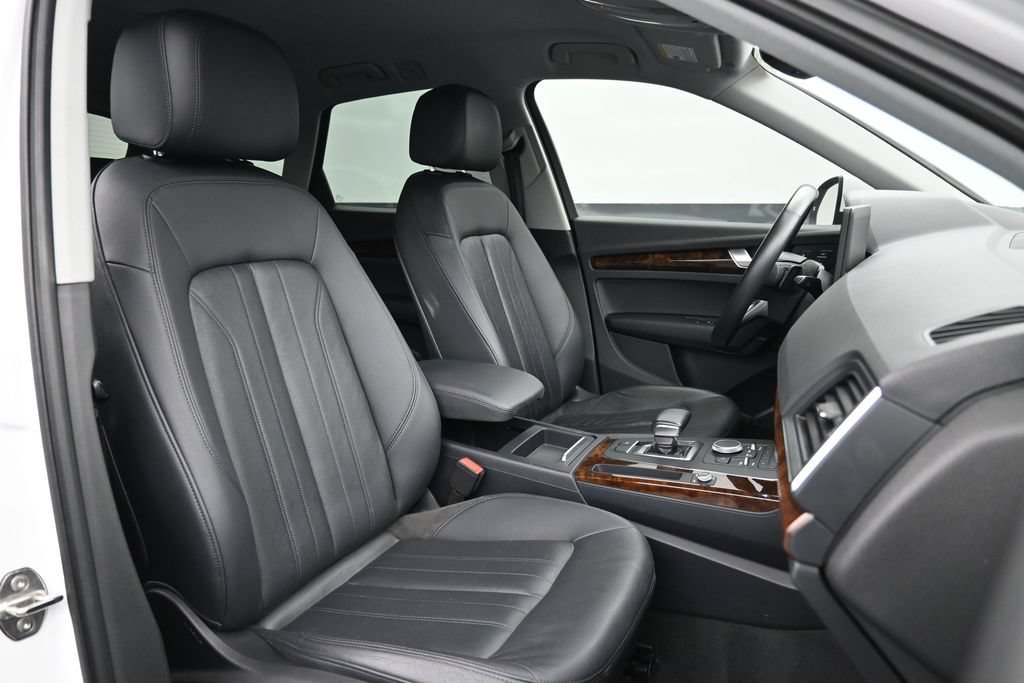 Used 2018 Audi Q5 2.0T Premium w/ Convenience Package AWD/4WD image 25