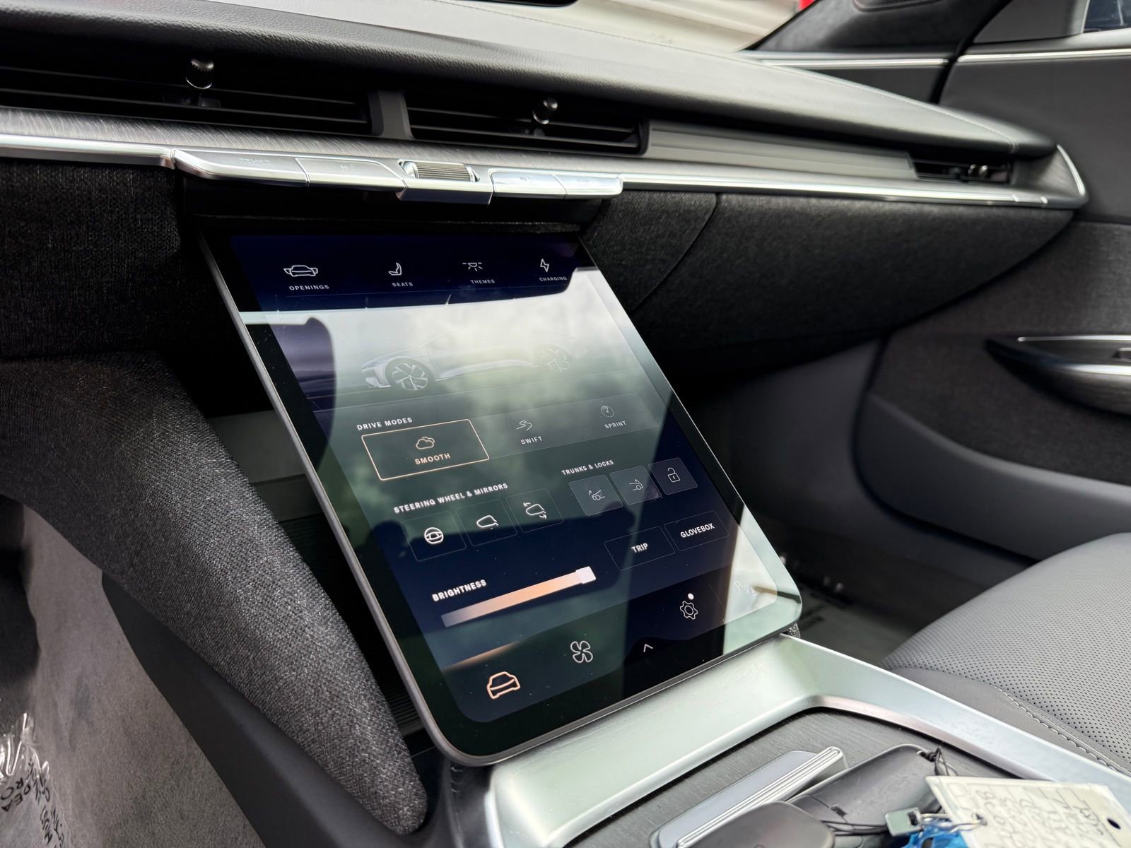 Used 2023 Lucid Air Touring AWD/4WD image 30