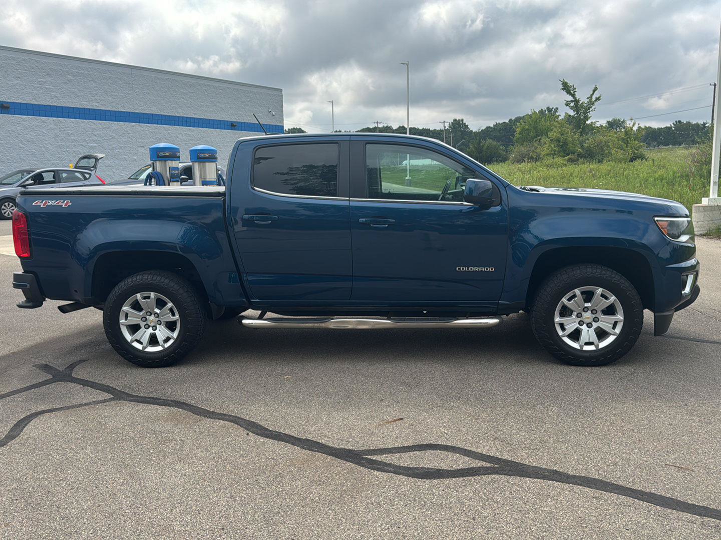 Used 2019 Chevrolet Colorado LT w/ LT Convenience Package AWD/4WD image 7