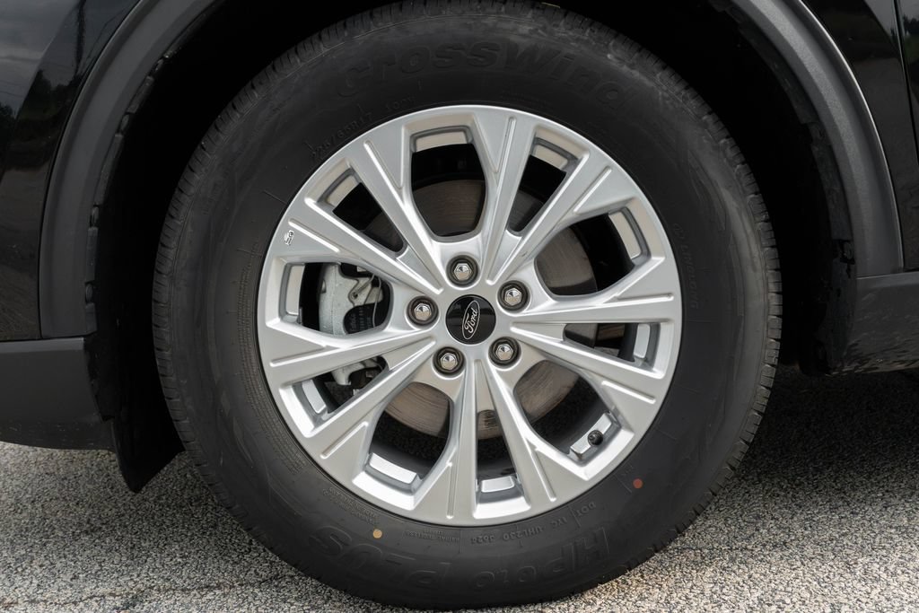 Used 2025 Ford Escape Active FWD image 8