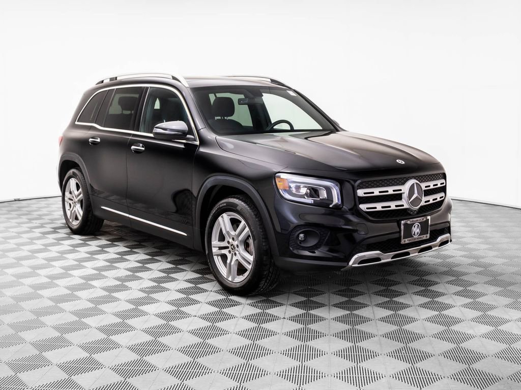 Used 2023 Mercedes-Benz GLB 250 4MATIC image 8