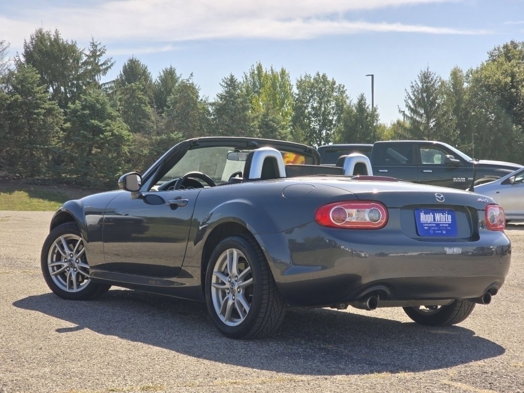 Used 2015 MAZDA MX-5 Miata Sport image 12