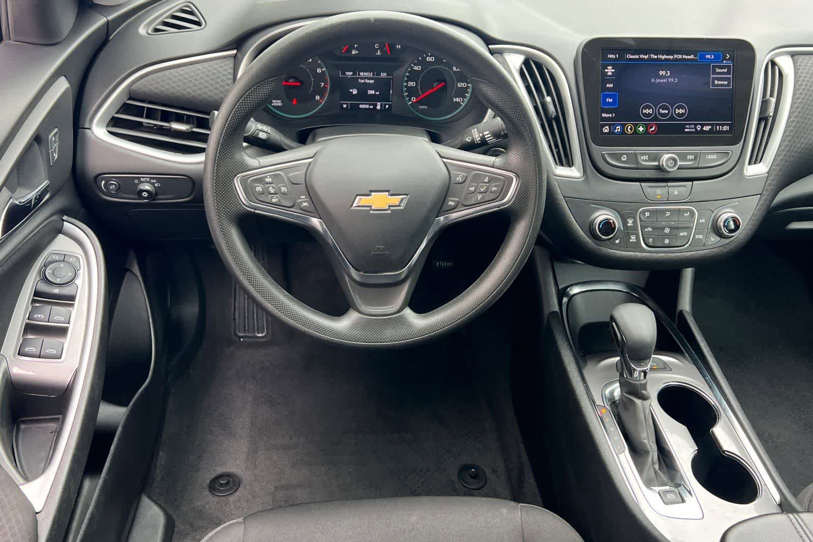Used 2024 Chevrolet Malibu LT FWD image 16