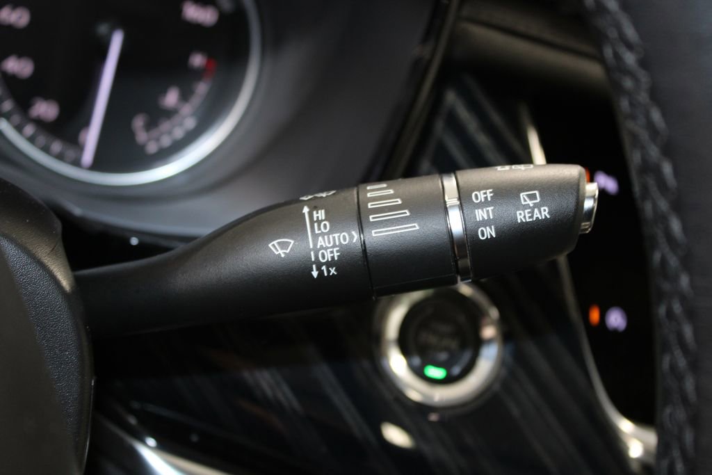 Used 2024 Cadillac XT6 Premium Luxury image 26