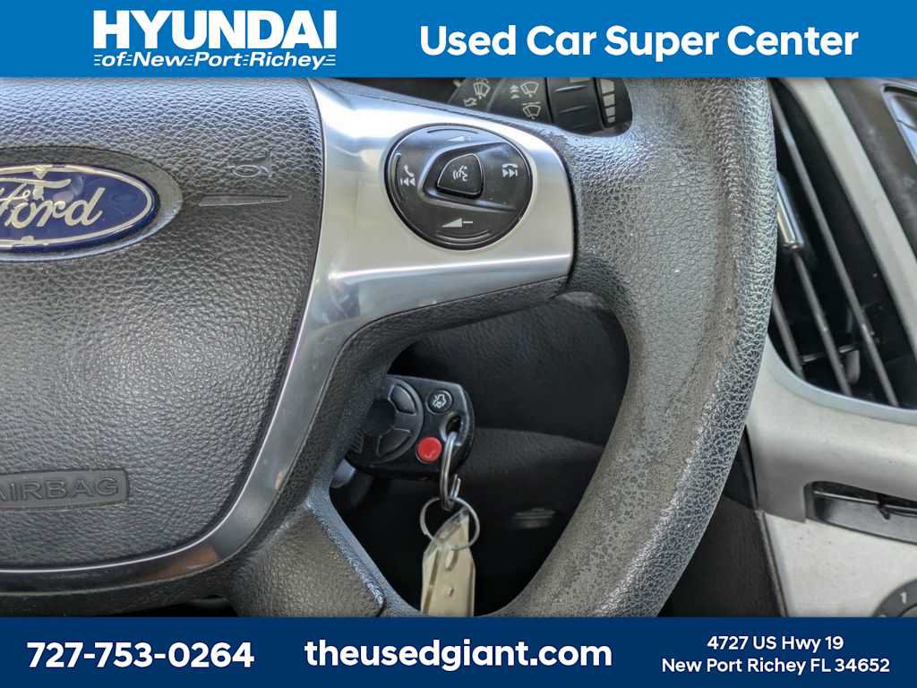 Used 2014 Ford Focus SE FWD image 27