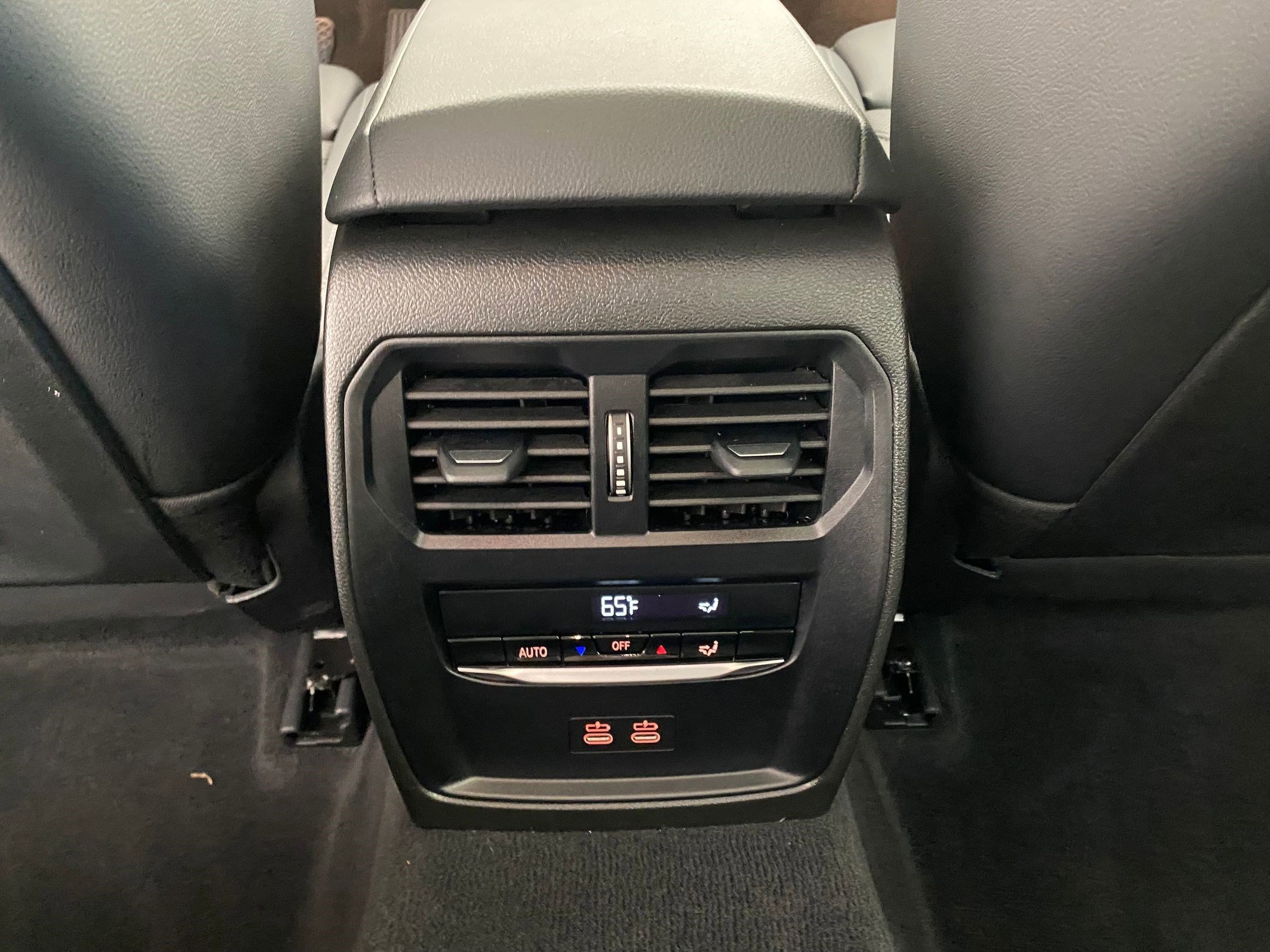 Used 2025 BMW 330i xDrive 330i xDrive w/ Convenience Package image 30