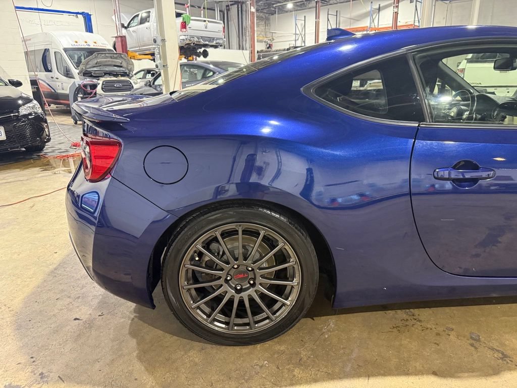 Used 2019 Toyota 86 RWD image 13