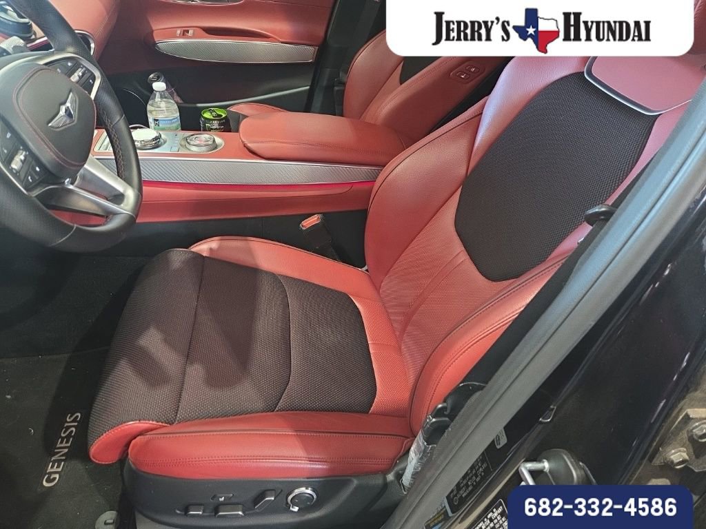 Used 2023 Genesis GV70 2.5T w/ Sport Prestige Package image 7