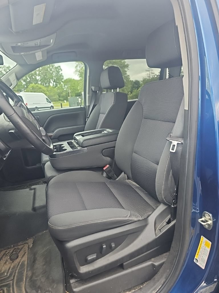 Used 2018 GMC Sierra 1500 SLE w/ SLE Value Package AWD/4WD image 10