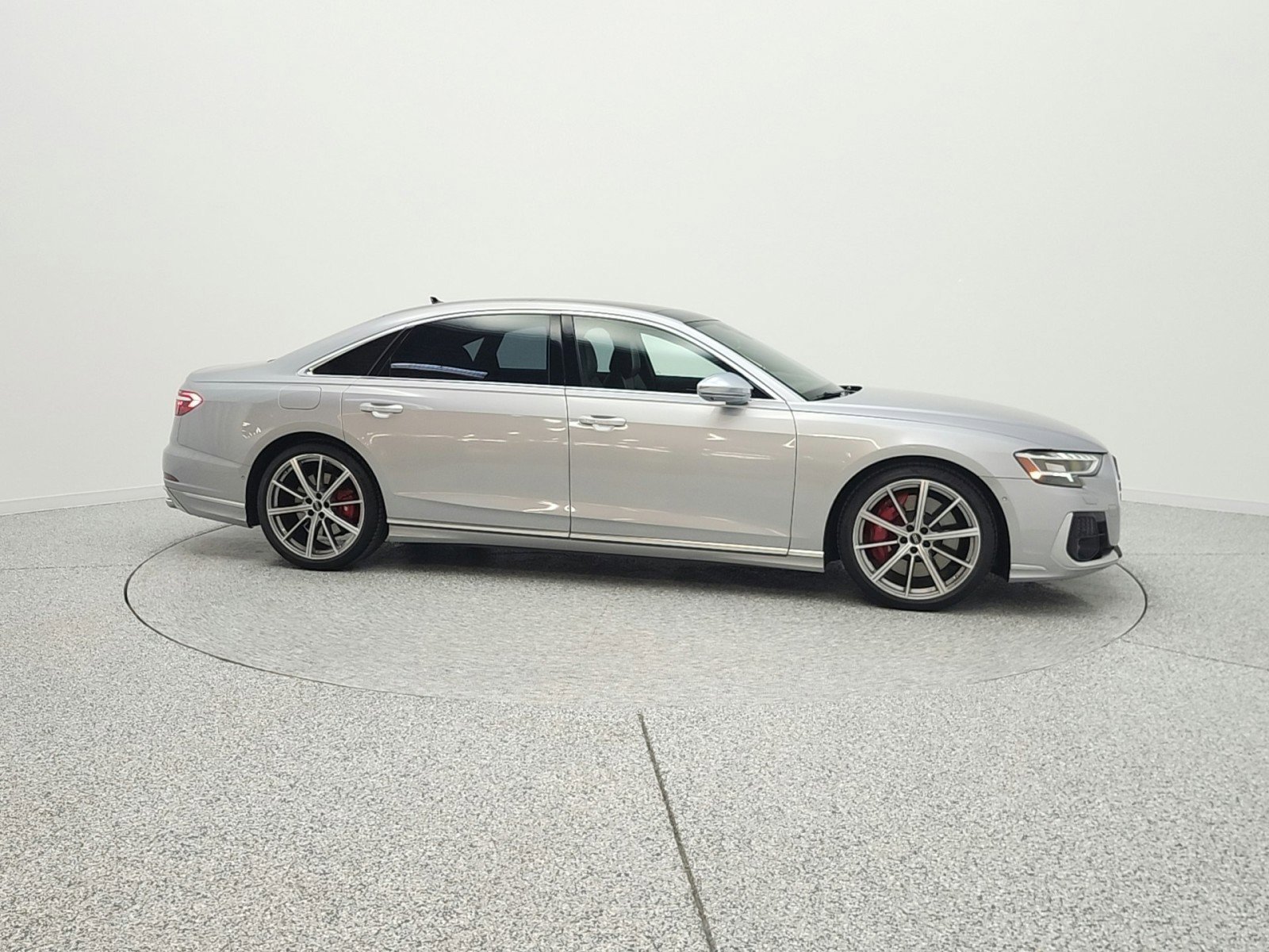 Used 2023 Audi S8 w/ S8 Executive Package image 4