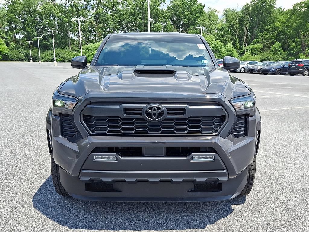 Certified 2025 Toyota Tacoma TRD Sport AWD/4WD image 2