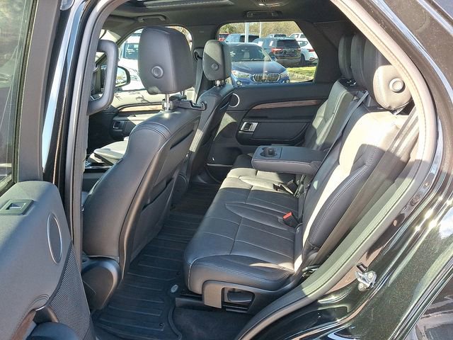 Used 2020 Land Rover Discovery HSE image 8