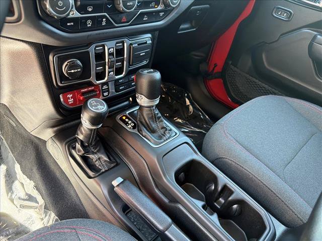 Used 2026 Jeep Wrangler Unlimited Rubicon AWD/4WD image 21