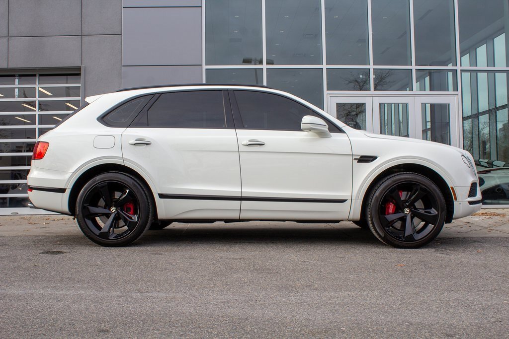 Used 2019 Bentley Bentayga image 4