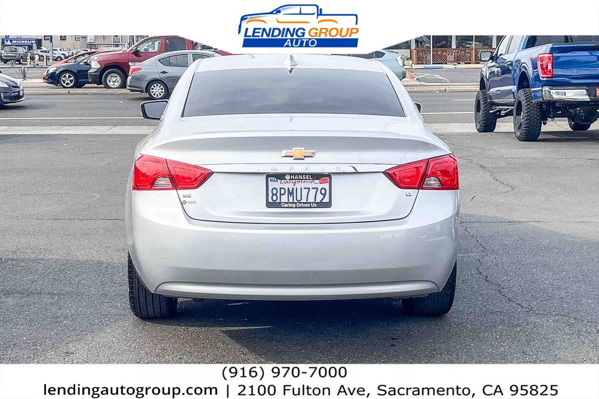 Used 2017 Chevrolet Impala LT image 3